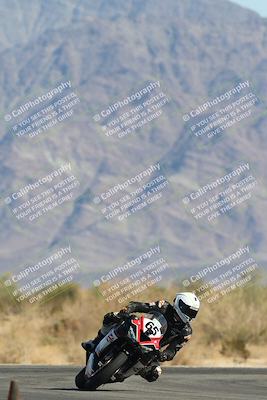 media/Oct-30-2025-Racers Edge (Thu) [[dabbdaf680]]/2-A Group/Session 5 (Turn 7)/